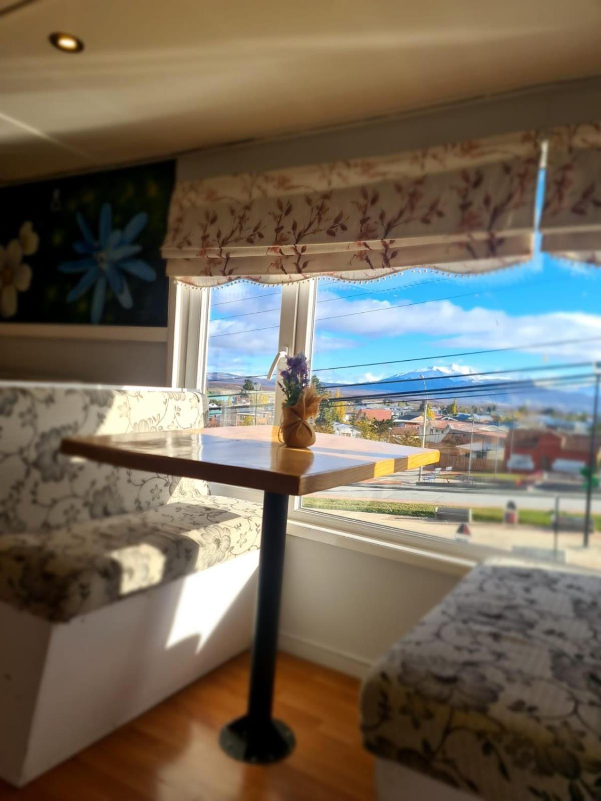 Arte Brisa Hostal Boutique Puerto Natales Luaran gambar