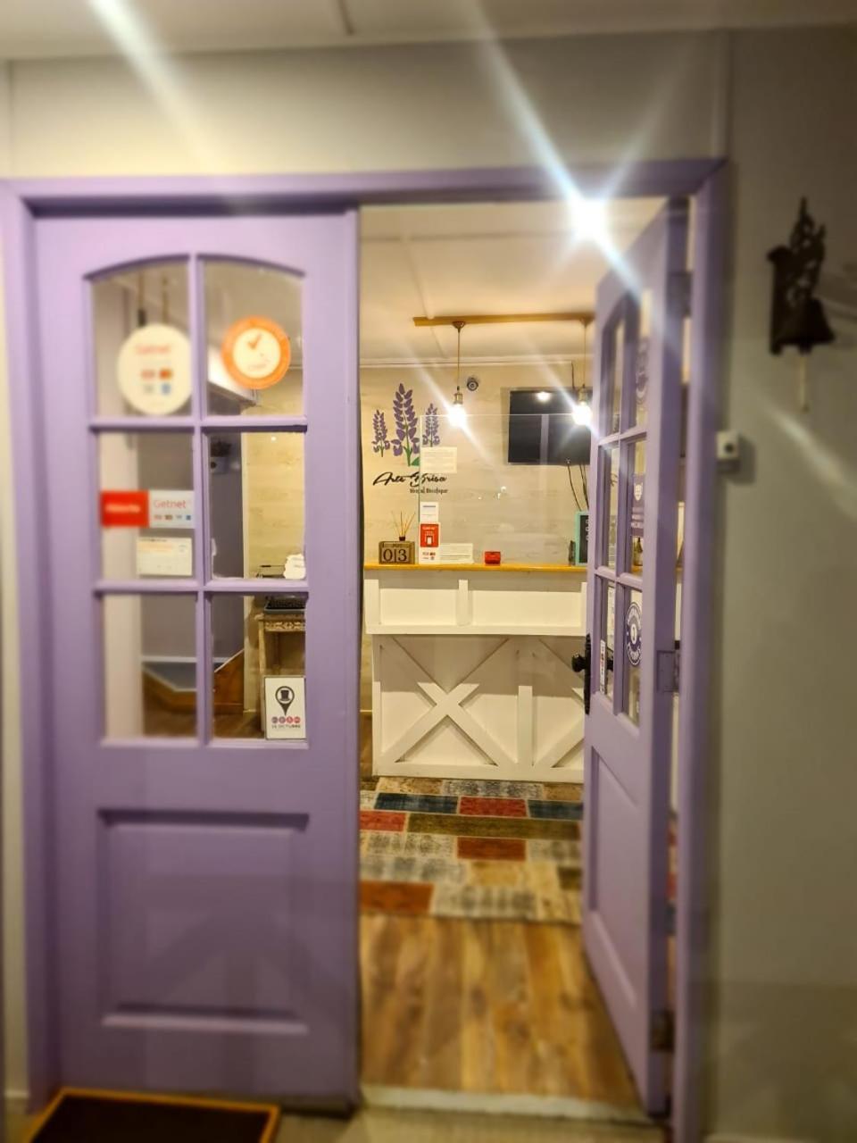 Arte Brisa Hostal Boutique Puerto Natales Luaran gambar