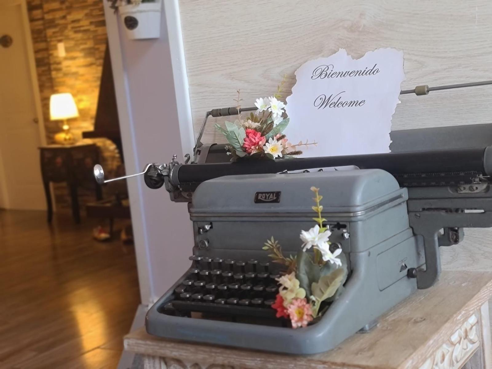 Arte Brisa Hostal Boutique Puerto Natales Luaran gambar